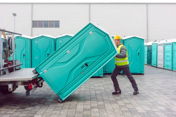 Porta potty delivery and setup in Monroe, OH